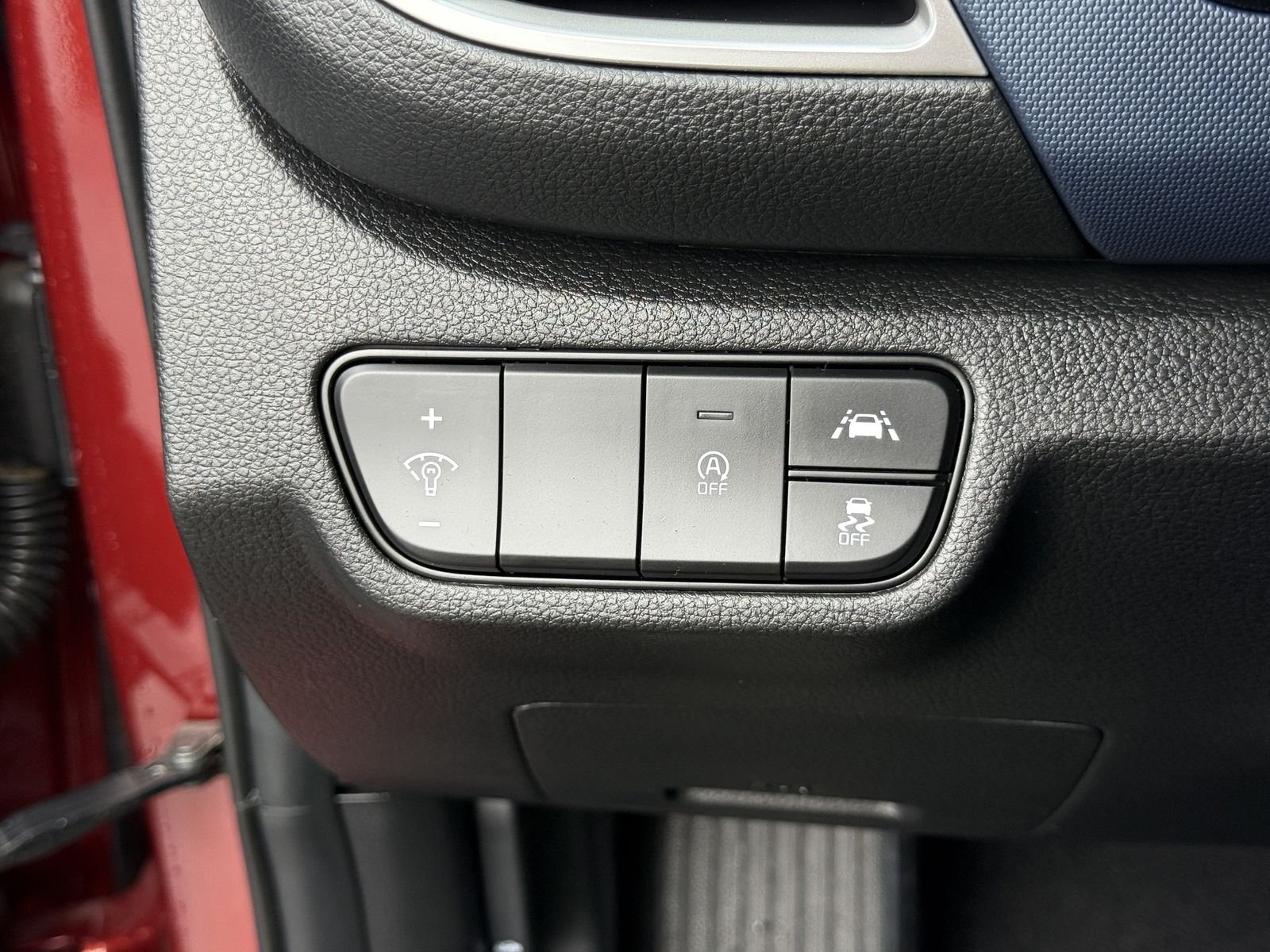 Used 2023 Orange Kia S image 27