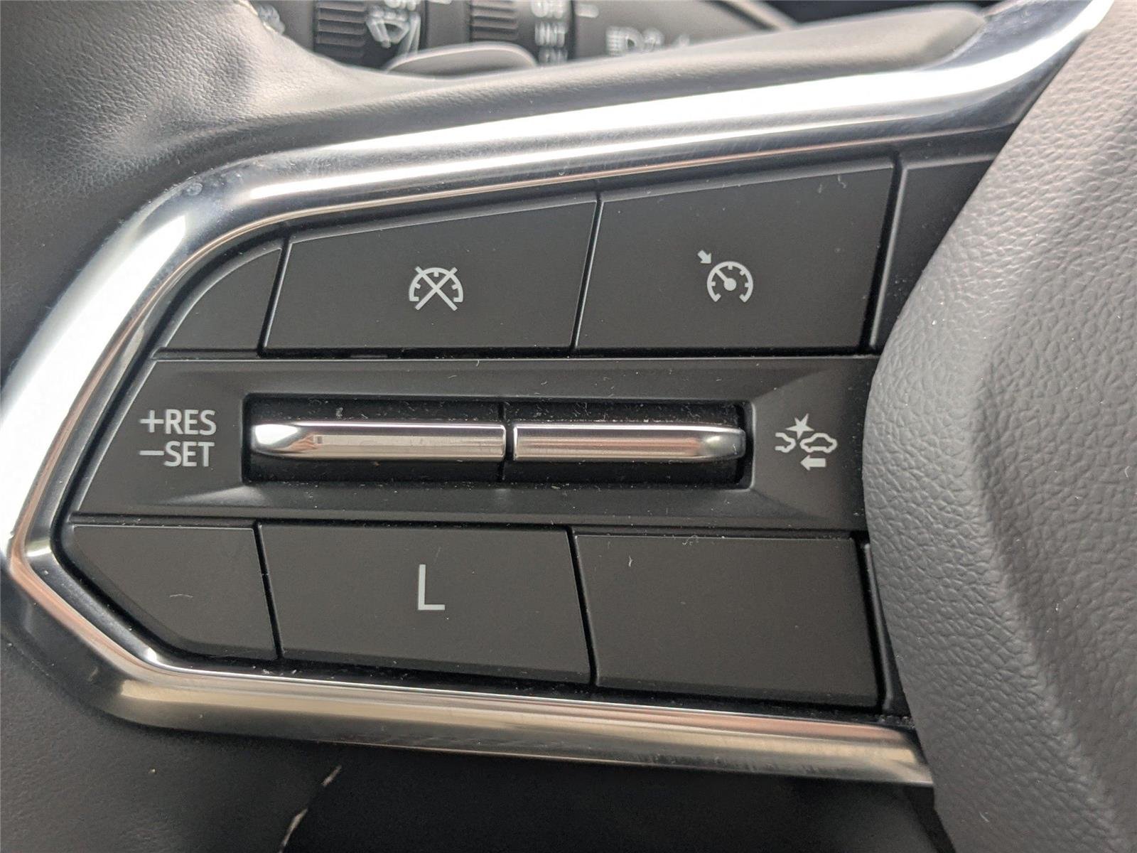 Used 2024 Stardust Metallic Chevrolet AWD Z71 image 24
