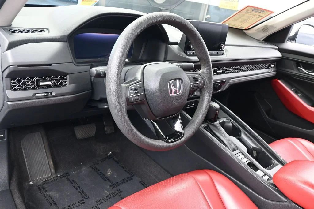 Used 2023 Platinum White Pearl Honda EX image 14