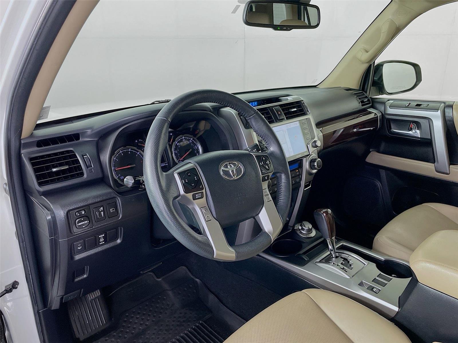 Used 2021 Blizzard Pearl Toyota Limited image 13
