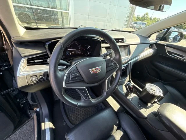 Used 2017 Stellar Black Metallic Cadillac Premium Luxury image 10
