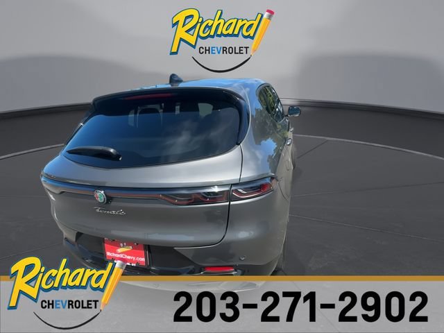 Used 2024 Gray Alfa Romeo Ti EAWD image 7