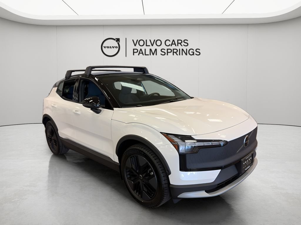 2026 Volvo EX30 Twin Motor Cross Country Ultra's photo