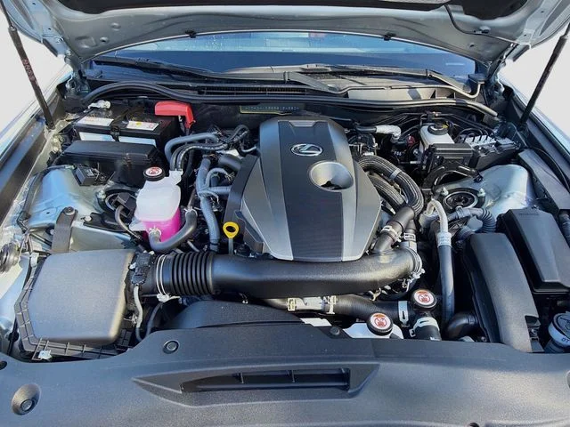 2025 Lexus IS 300 - Photo 28