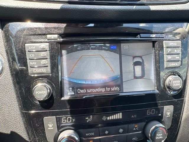 Used 2017 Gray Nissan SL image 21