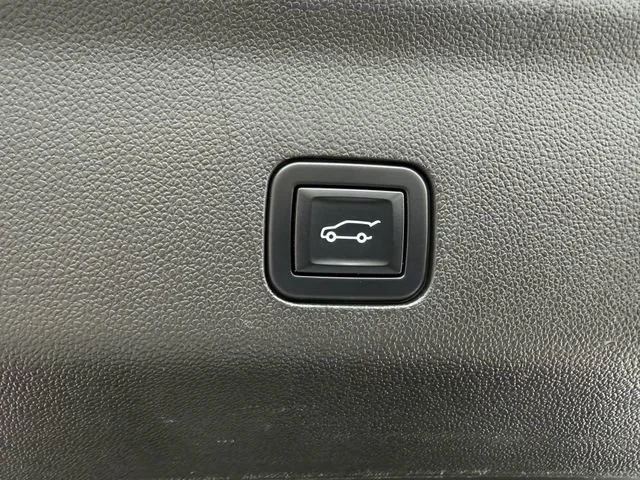 2022 GMC Yukon XL Denali - Photo 37