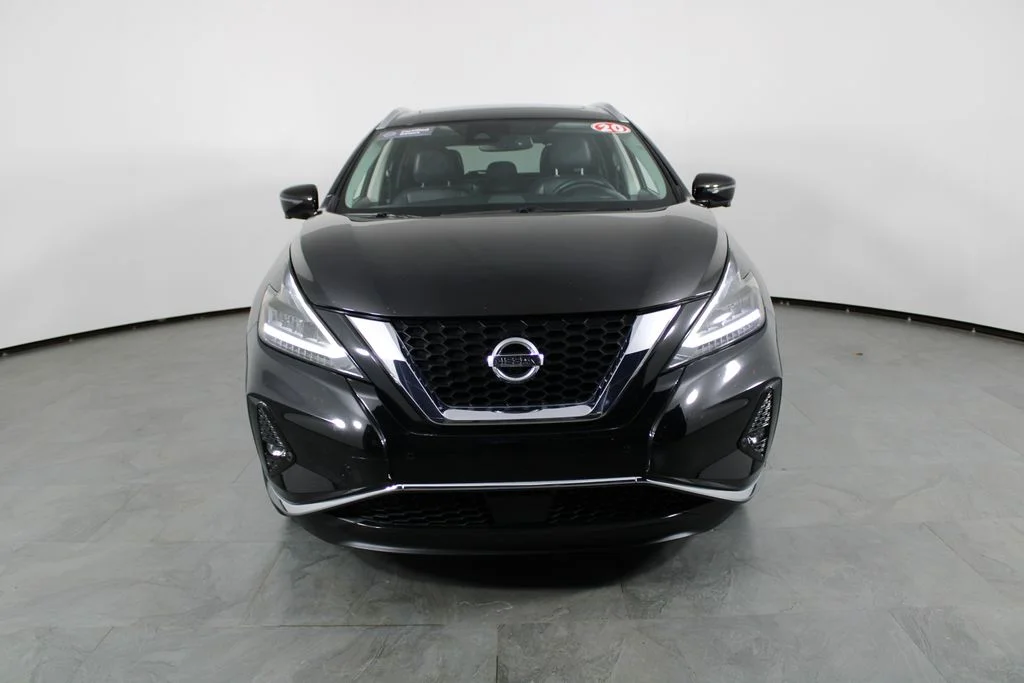 Certified Used 2020 Black Nissan Platinum image 14