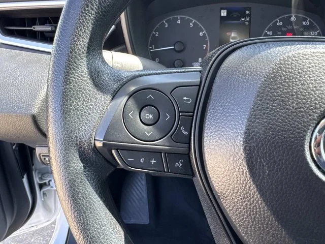 Used 2025 White Toyota LE image 44