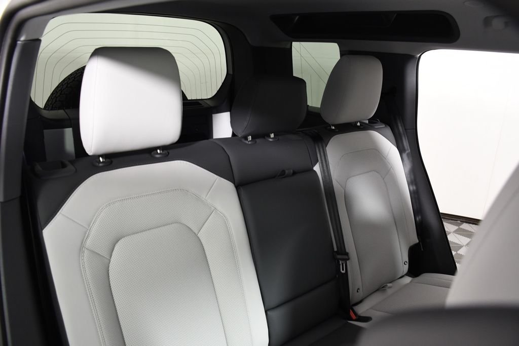 2026 Land Rover Defender S - Photo 23