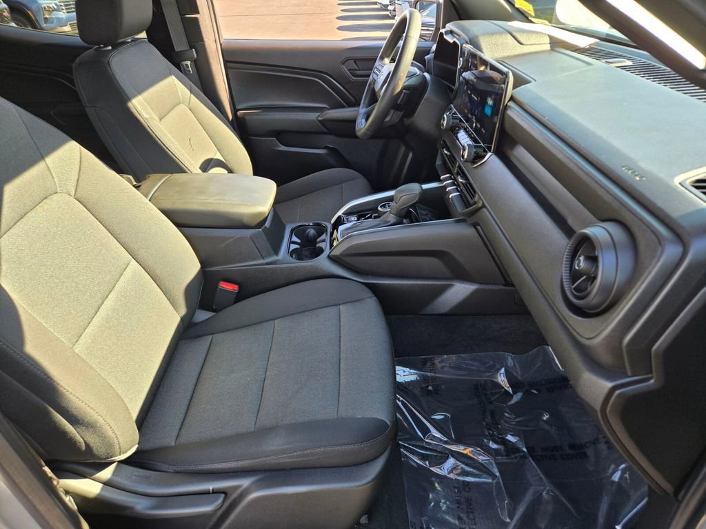 2025 Chevrolet Colorado Trail Boss - Photo 15