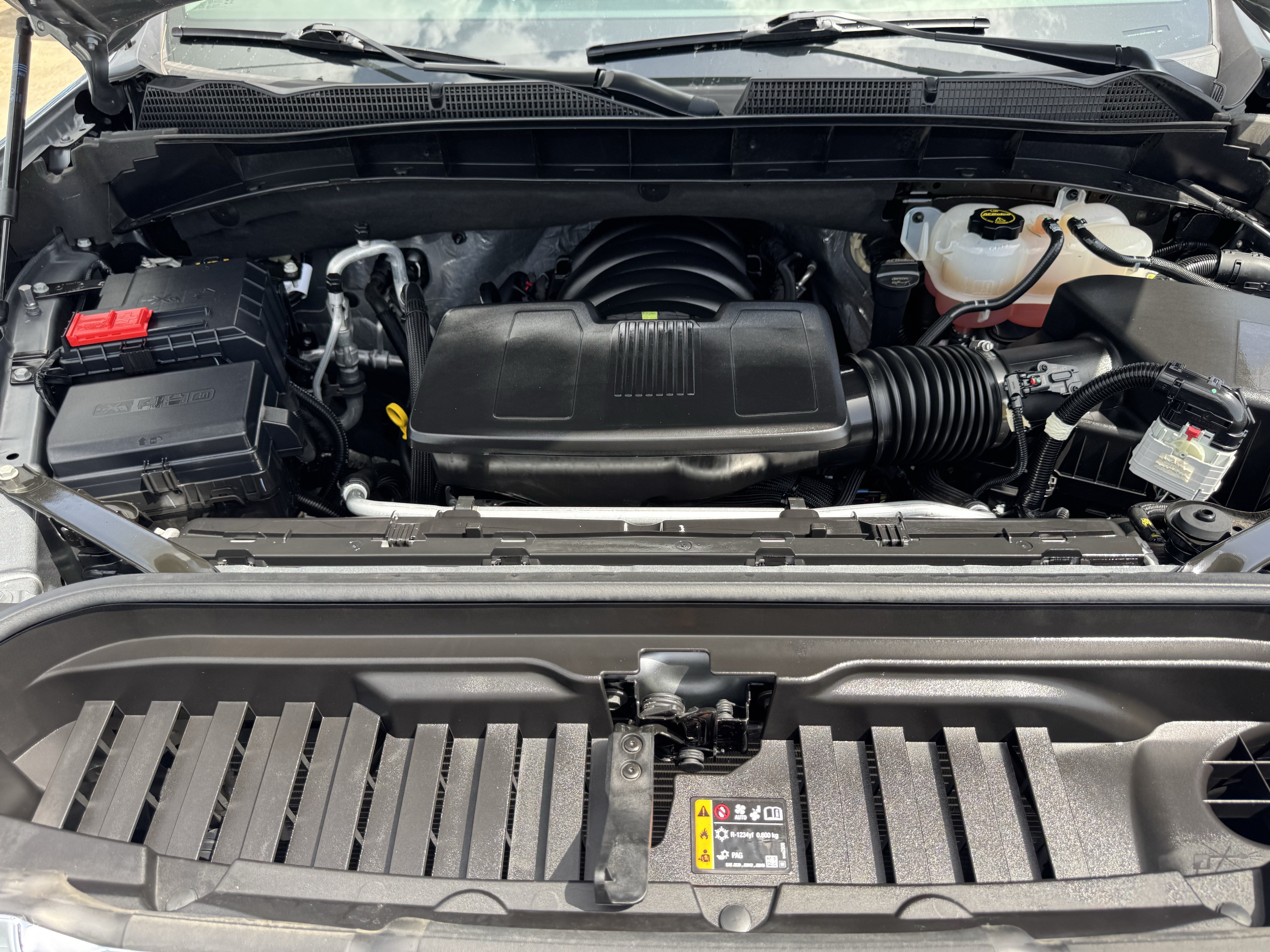 Used 2025 Sterling Metallic GMC Denali image 26