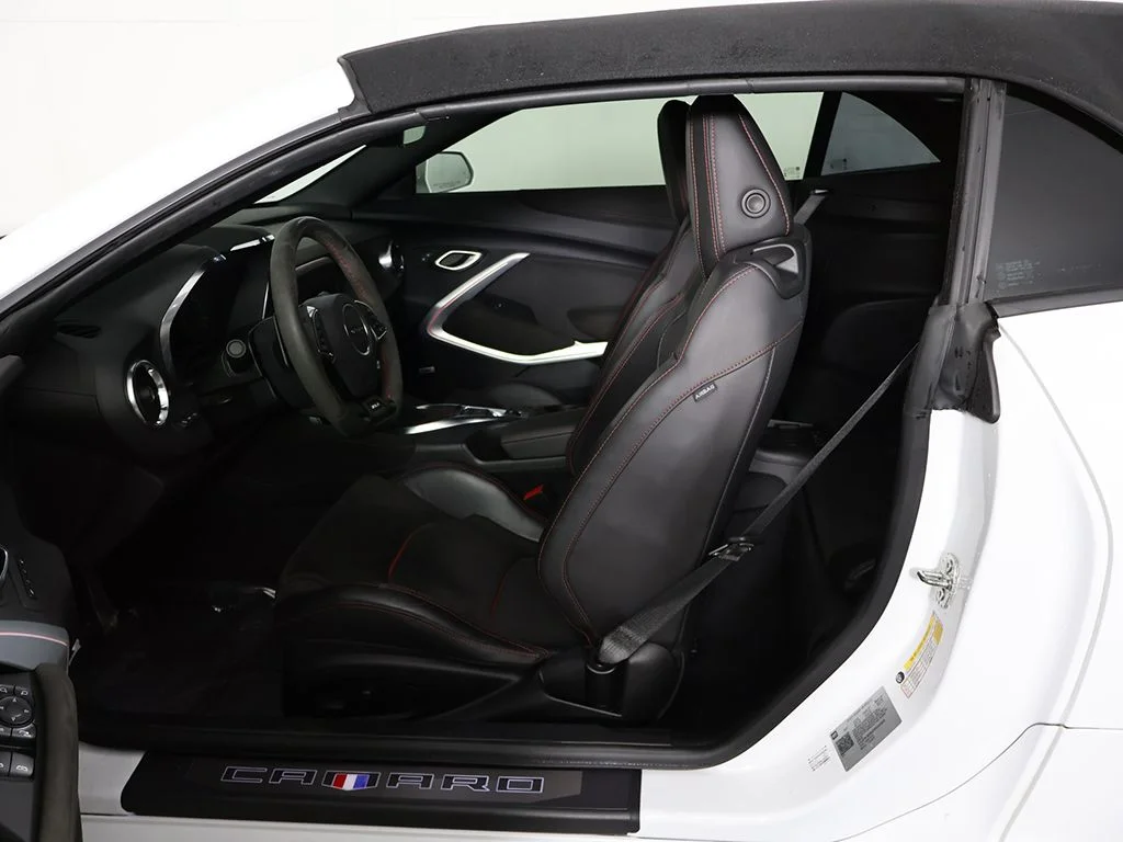 2023 Chevrolet Camaro ZL1 - Photo 24