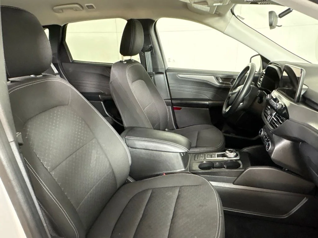 Used 2024 White Ford Active image 18