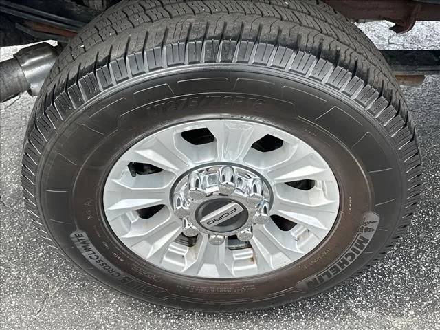 Used 2022 Gray Ford XL image 34