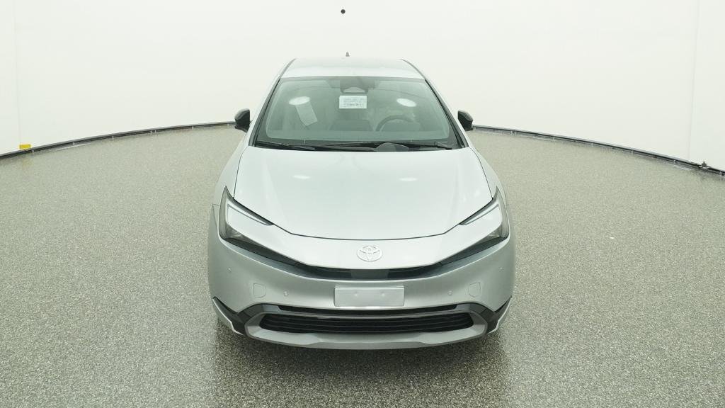 New 2026 Cutting Edge Toyota XLE image 16