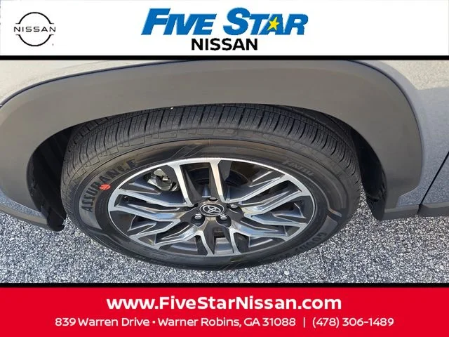 Used 2026  Toyota XLE image 19