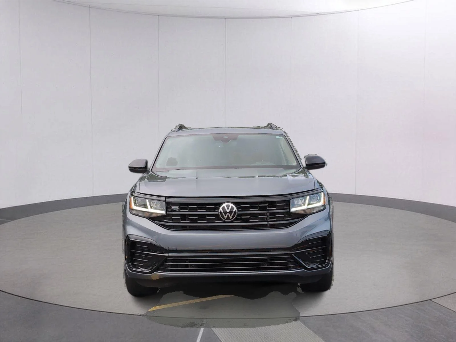 Used 2023 Platinum Gray Metallic Volkswagen 3.6L V6 SEL R-Line Black image 10