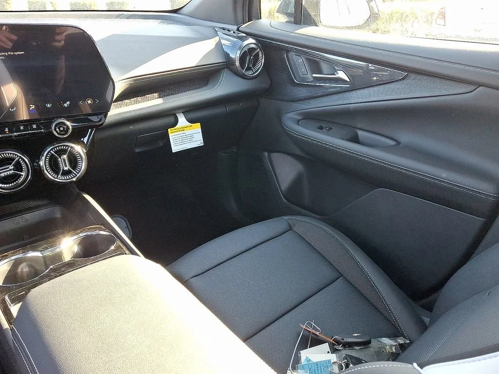 New 2025 Sterling Gray Metallic Chevrolet LT image 16