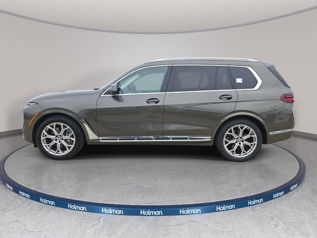 Used 2025 Green BMW xDrive40i image 9