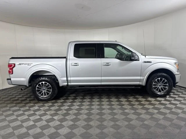 Used 2018 Silver Ford XLT image 2