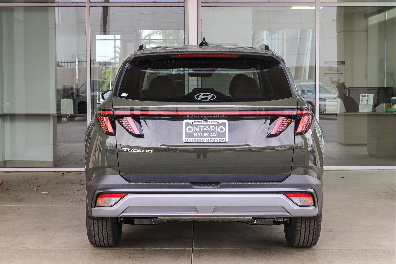 New 2026 Green Hyundai SEL Premium image 7