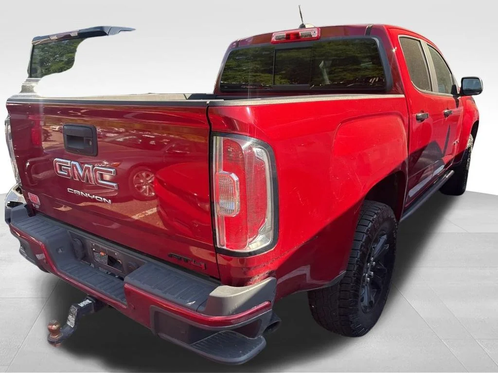 Used 2022 Red GMC AT4 w/Leather image 9