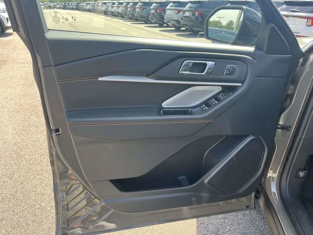 New 2026 Marsh Gray Ford Tremor® image 13