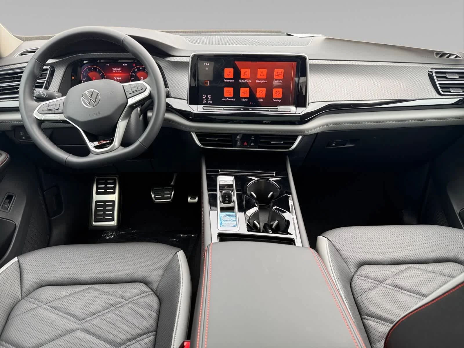 New 2026 Opal White Pearl Volkswagen 2.0T Peak Edition image 21