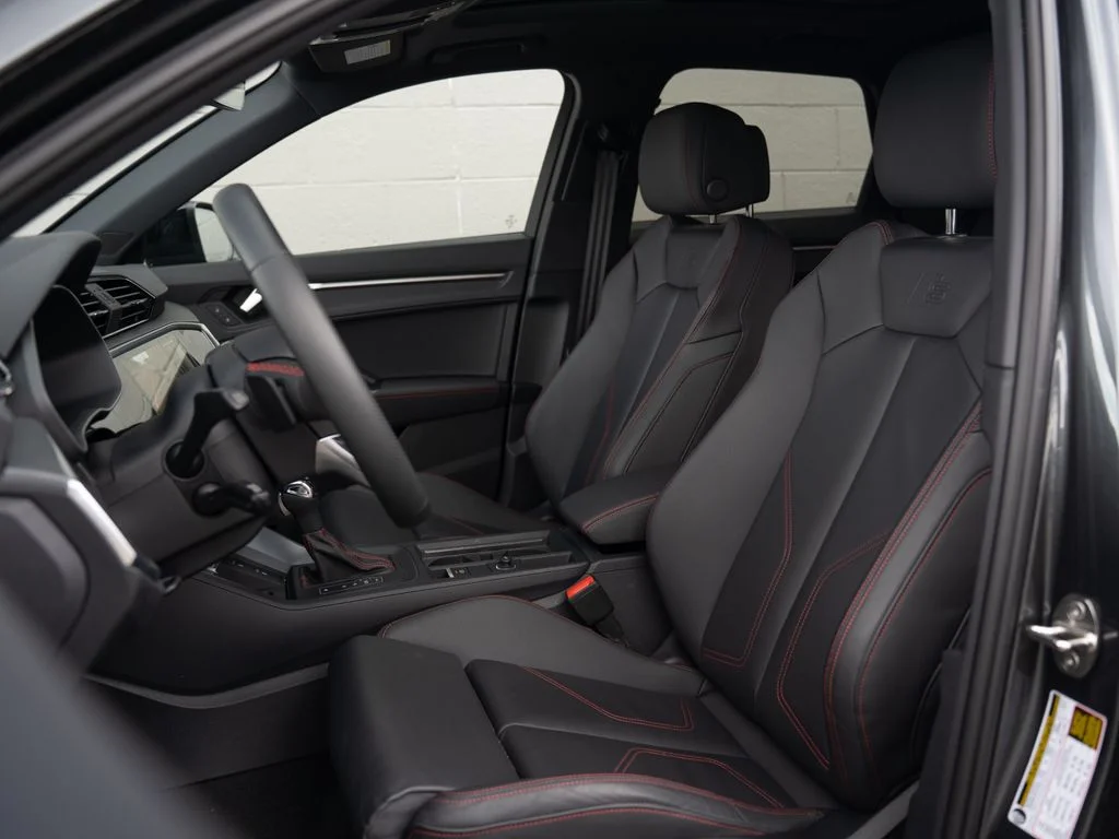 Used 2025 Gray Audi Premium Plus image 5
