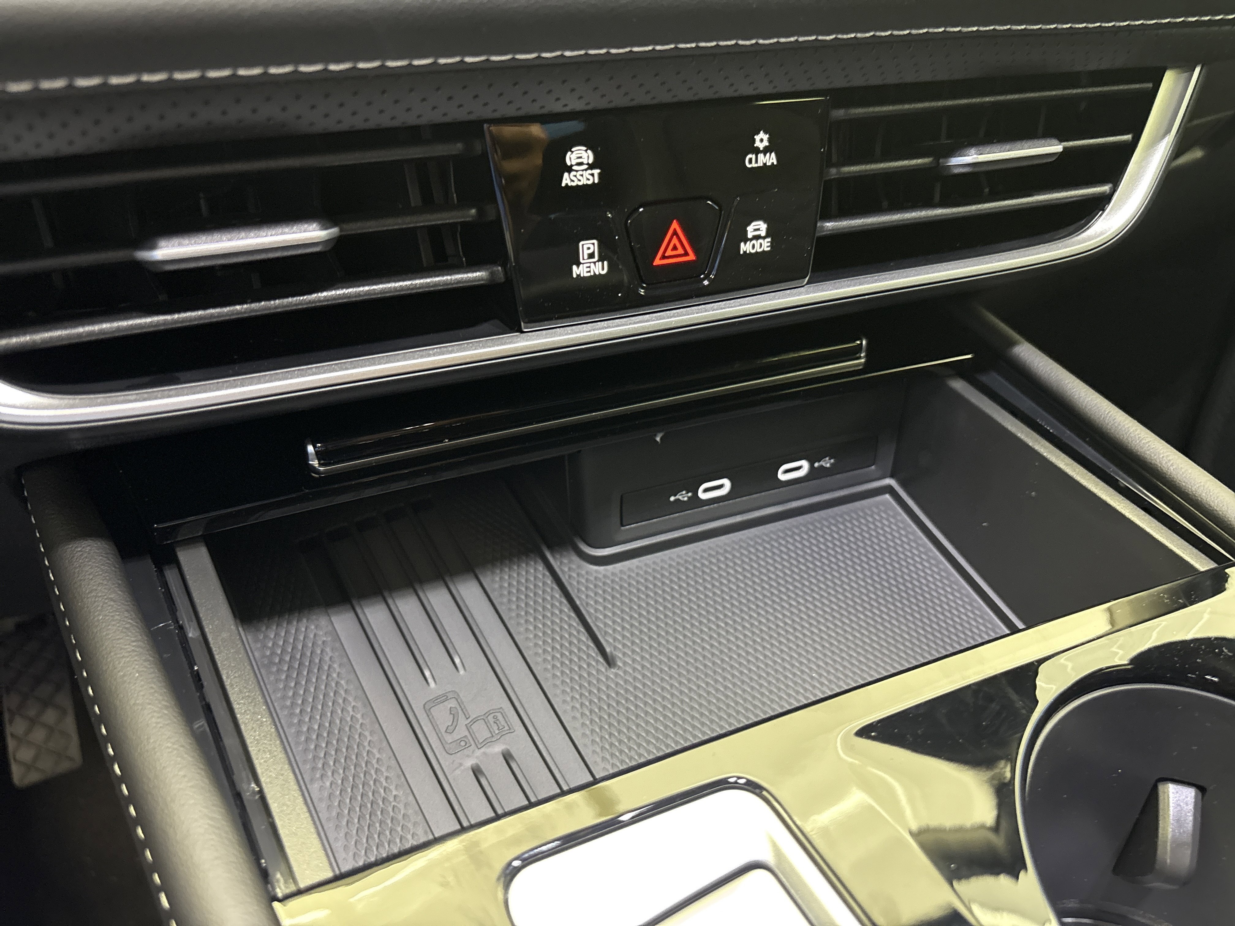 2026 Volkswagen Atlas SE w/Tech - Photo 20