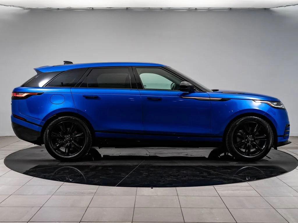 Used 2022 SVO Premium Palette Blue Land Rover R-Dynamic HSE image 11