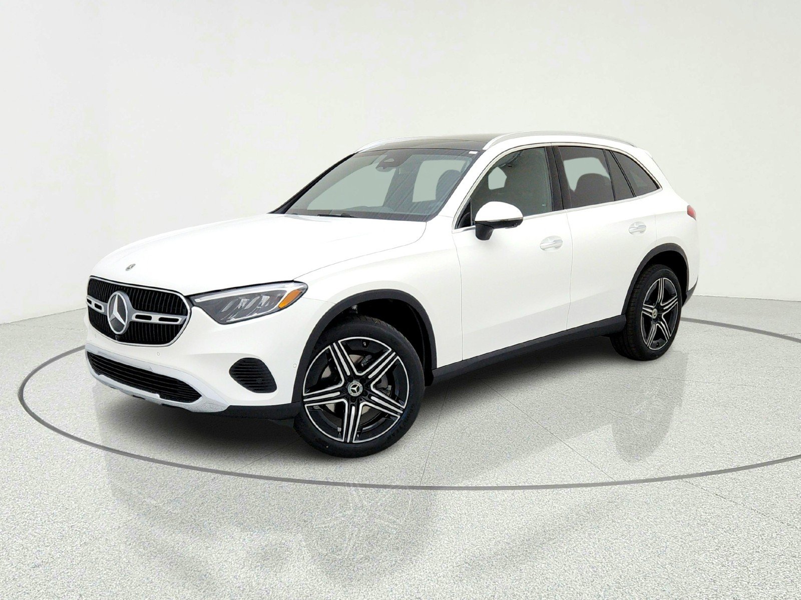 New 2026 Polar White Mercedes-Benz GLC 300 SUV image 1