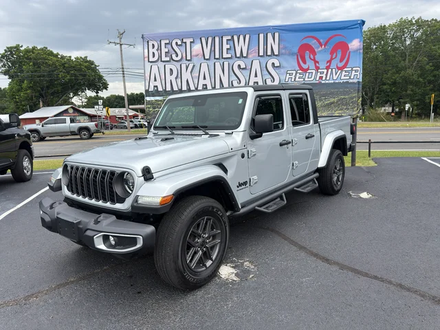 2024 Jeep Gladiator Sport S