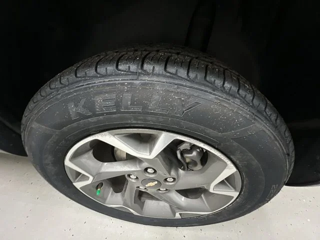 Used 2025 Gray Chevrolet LT image 31