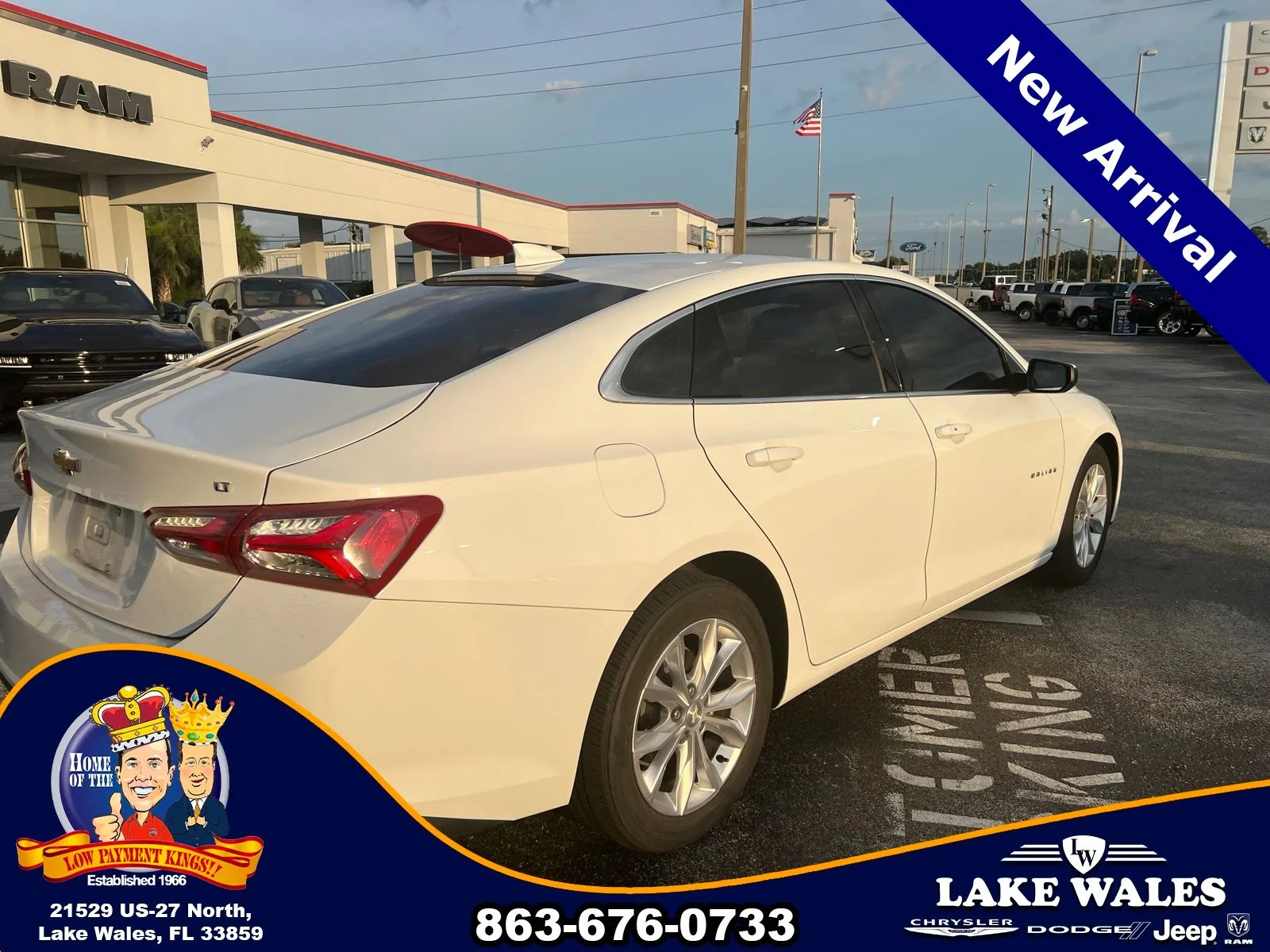 Used 2022 White Chevrolet LT image 2