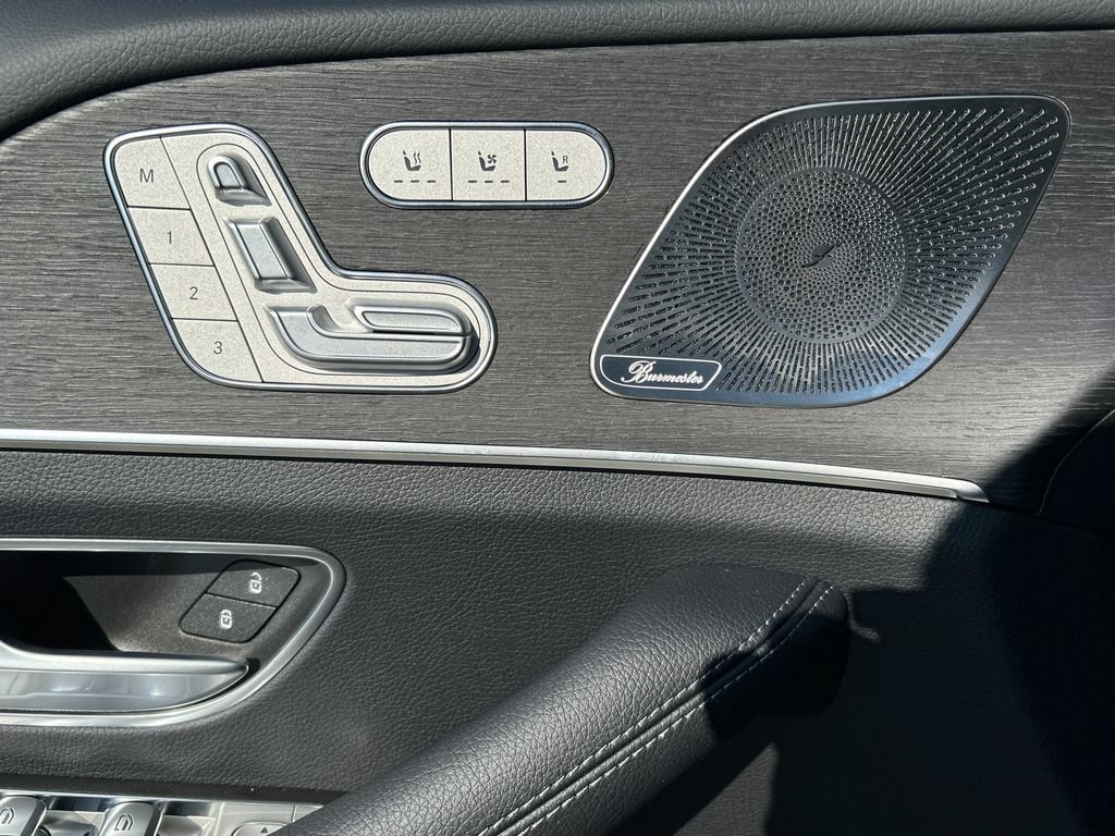 New 2026 Black Mercedes-Benz GLS 450 image 50