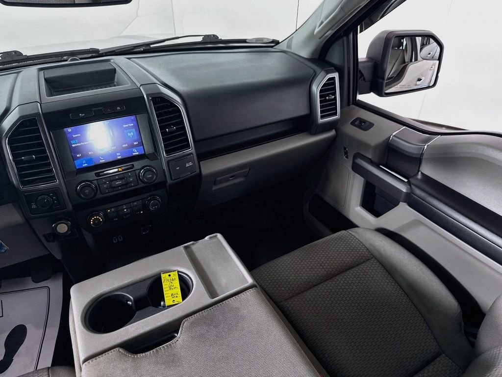 Used 2020 Magnetic Metallic Ford XLT image 22