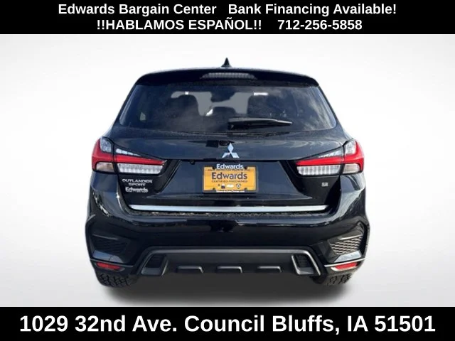 Used 2022  Mitsubishi 2.0 SE image 6