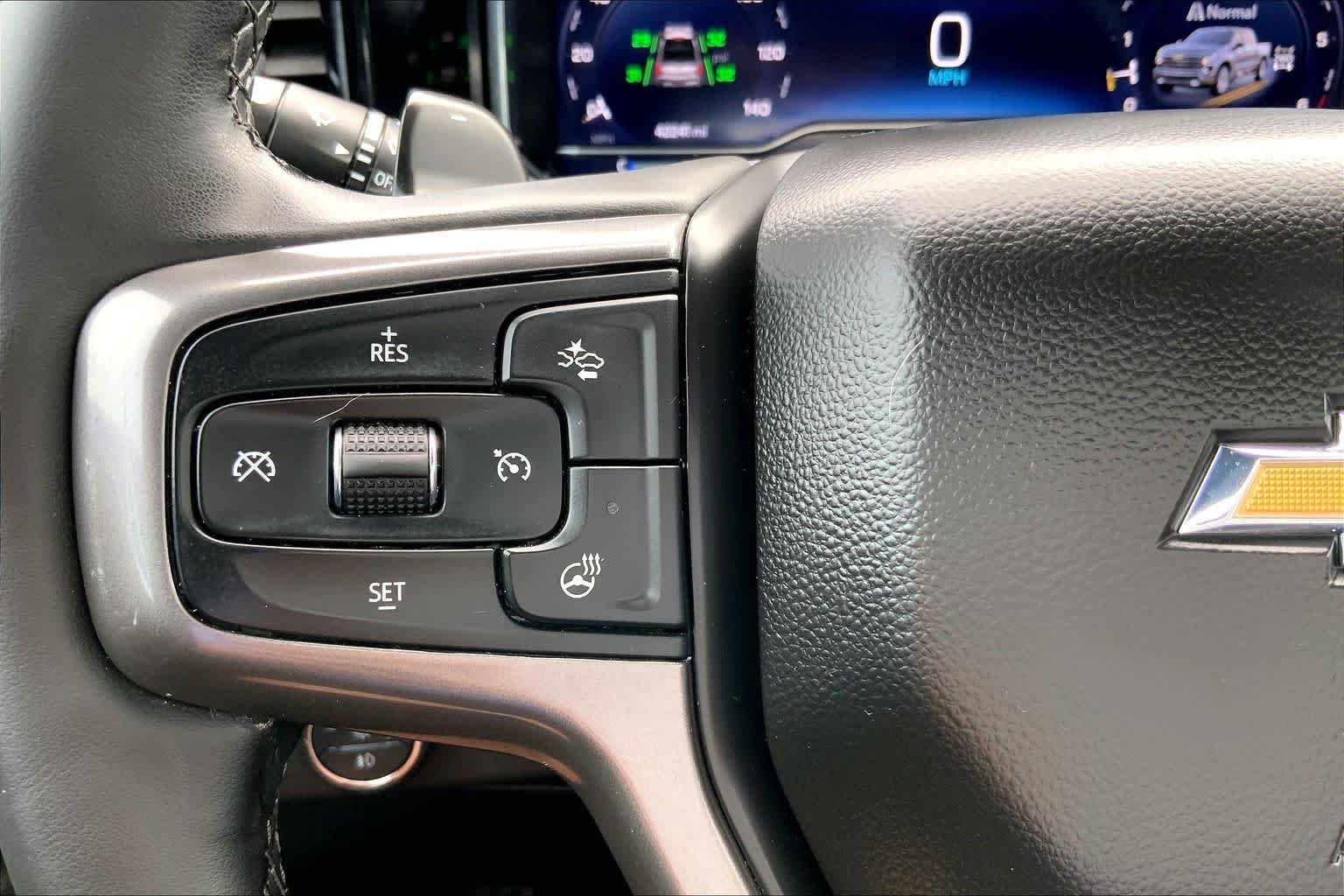 Used 2024 Iridescent Pearl Tricoat Chevrolet High Country image 24