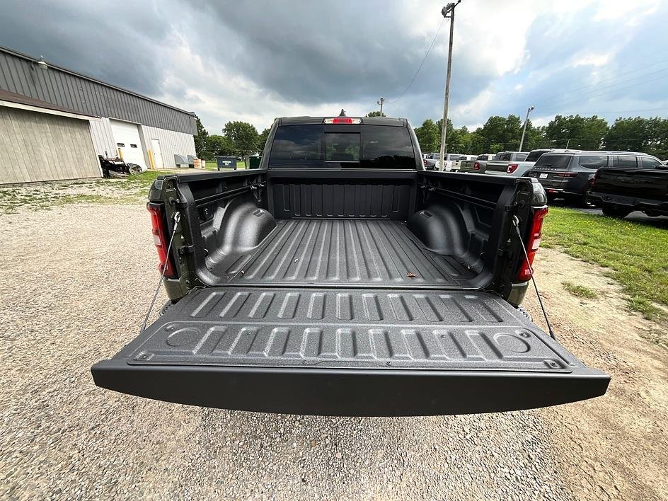 New 2026 Tank RAM Big Horn/Lone Star image 8