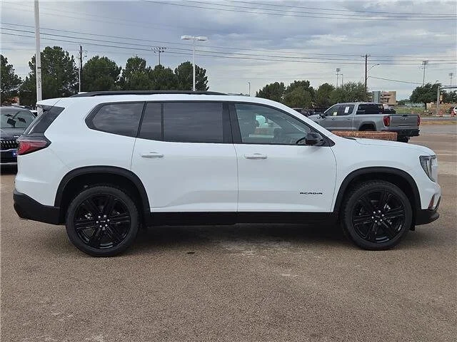 New 2026 Summit White GMC Elevation image 5