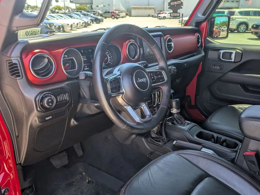 Used 2020 Red Jeep Rubicon image 32