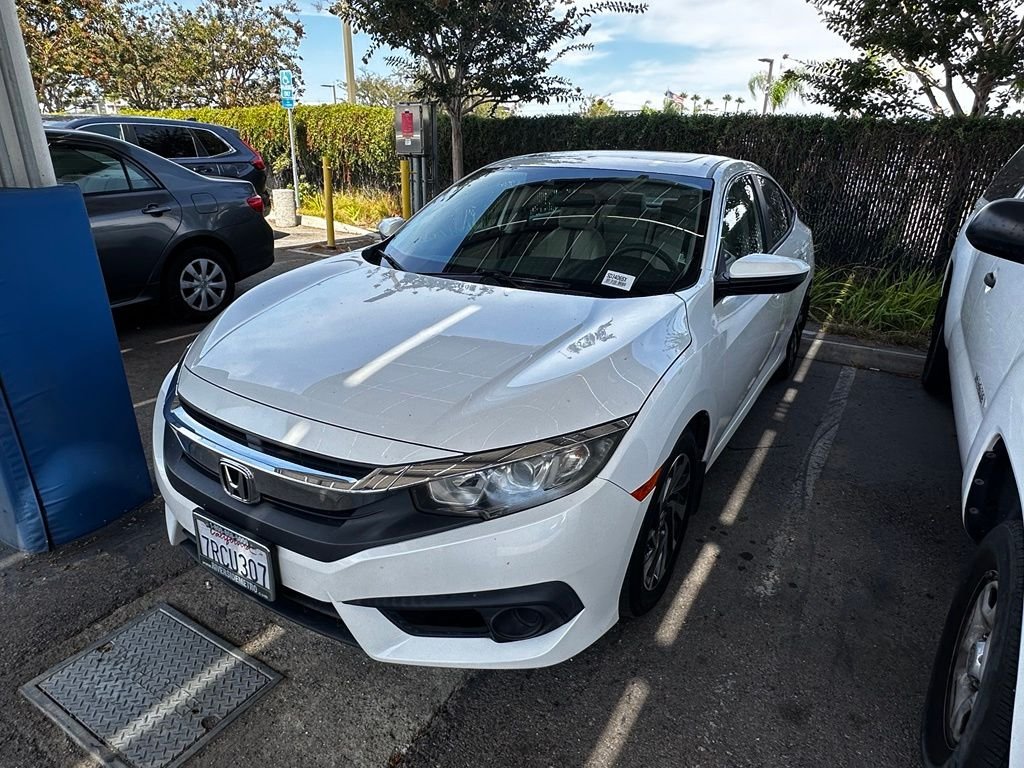 Used 2016 White Orchid Pearl Honda EX image 9