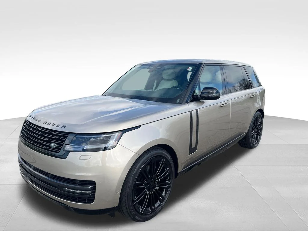2026 Land Rover Range Rover 3.0 SE LWB 7's photo