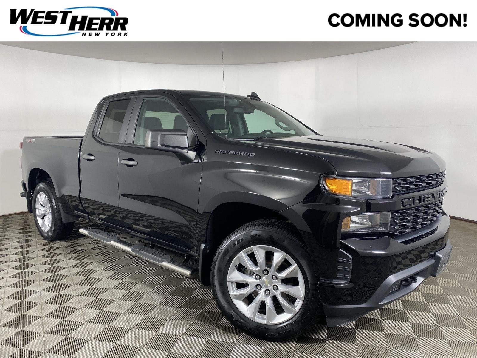 Used 2019 Black Chevrolet Custom image 1