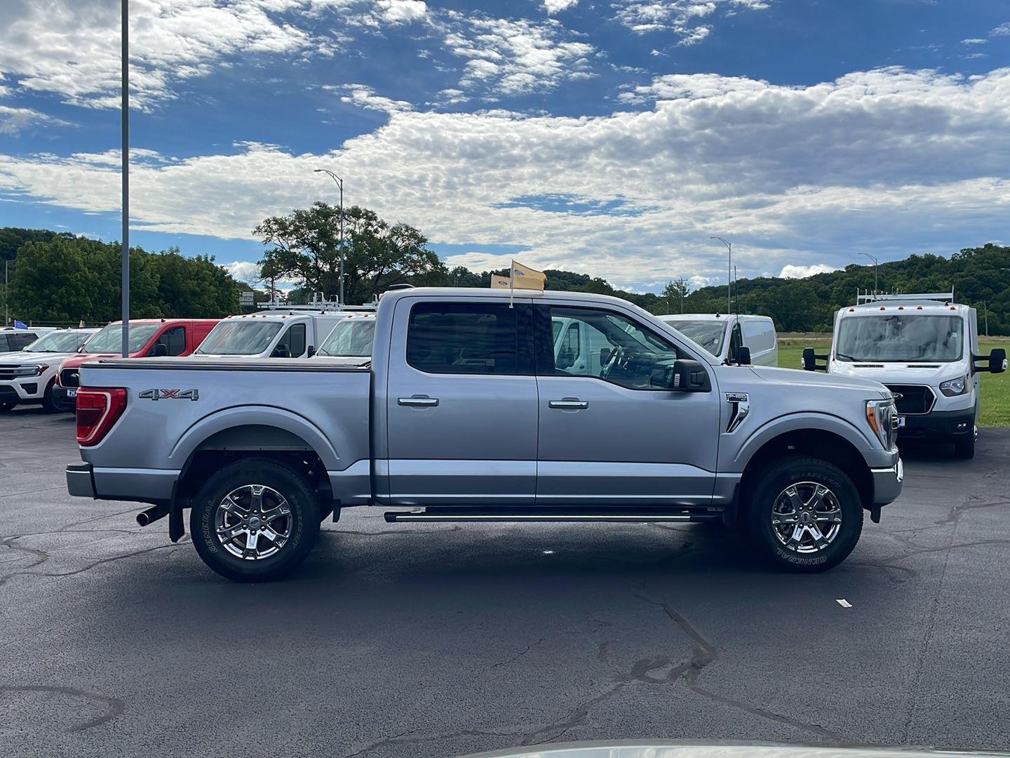 Certified Used 2022 Iconic Silver Ford XLT image 6