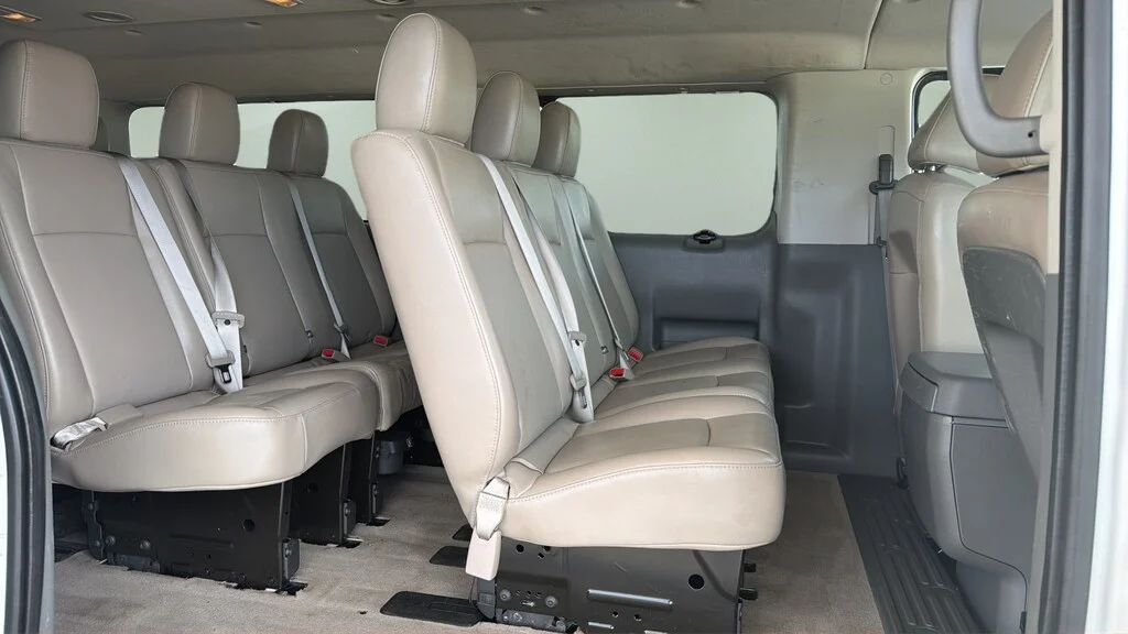 Used 2019 Pearl White Tricoat Nissan SL V8 image 16