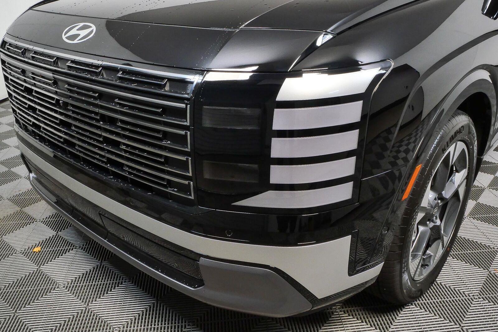 New 2026 Abyss Black Pearl Hyundai Limited FWD image 36