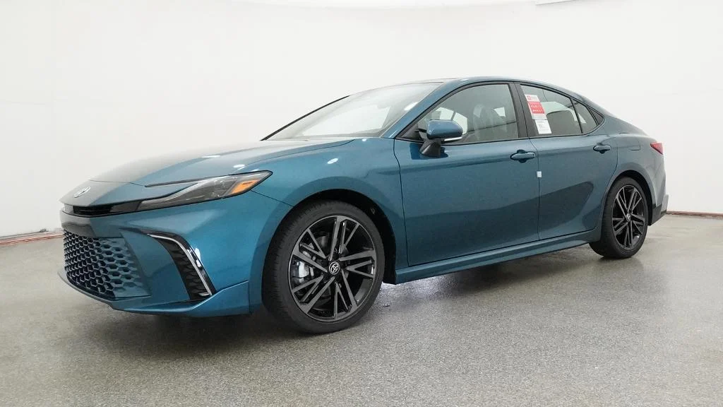 New 2026 Ocean Gem Toyota XSE image 6