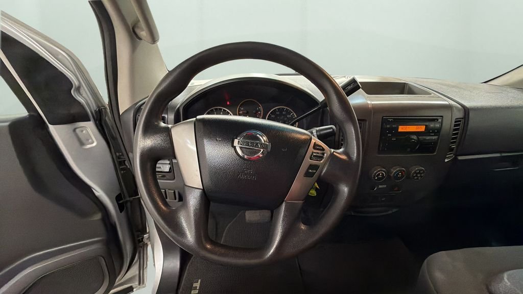 Used 2015 Gray Nissan SV image 12